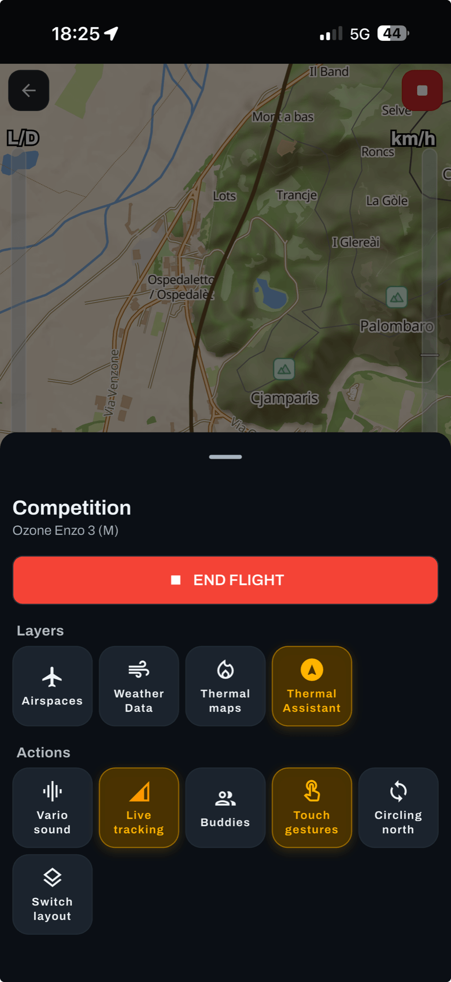The flight menu during a task flight. Active toggles are highlighted, and END FLIGHT sits right at the top.